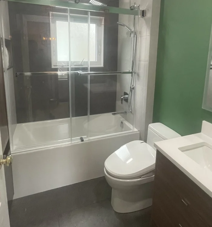 Bathroom renovation in Hamilton by MTZ Contracting